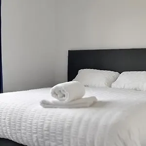 Shanti Apartment Darlington (Durham)