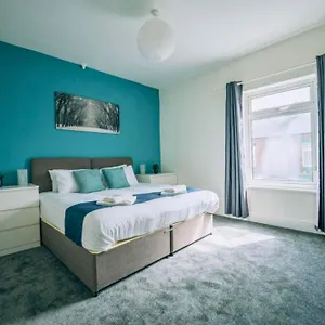  Apartment Barron House By Horizon